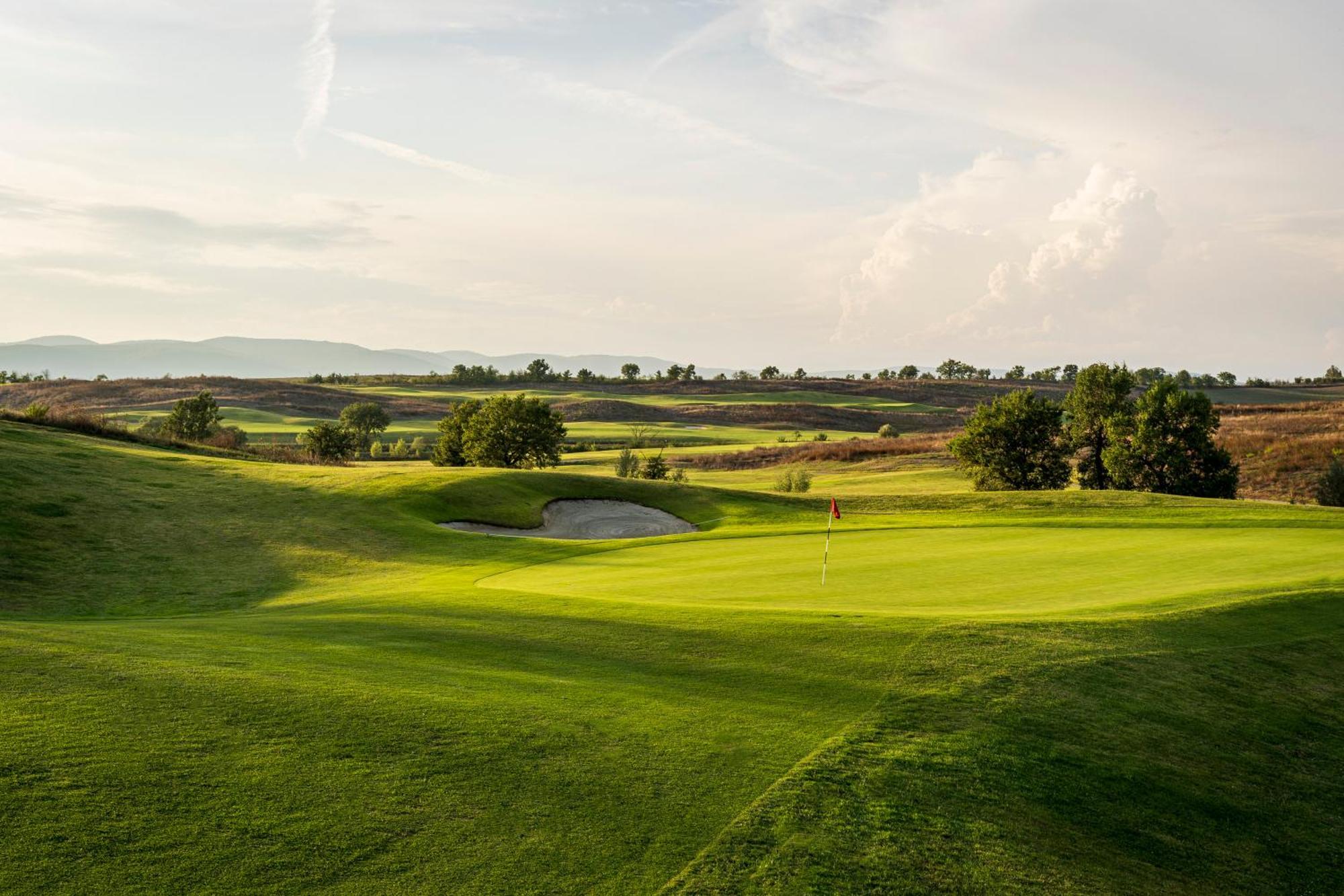 La Bagnaia Golf Resort Екстериор снимка
