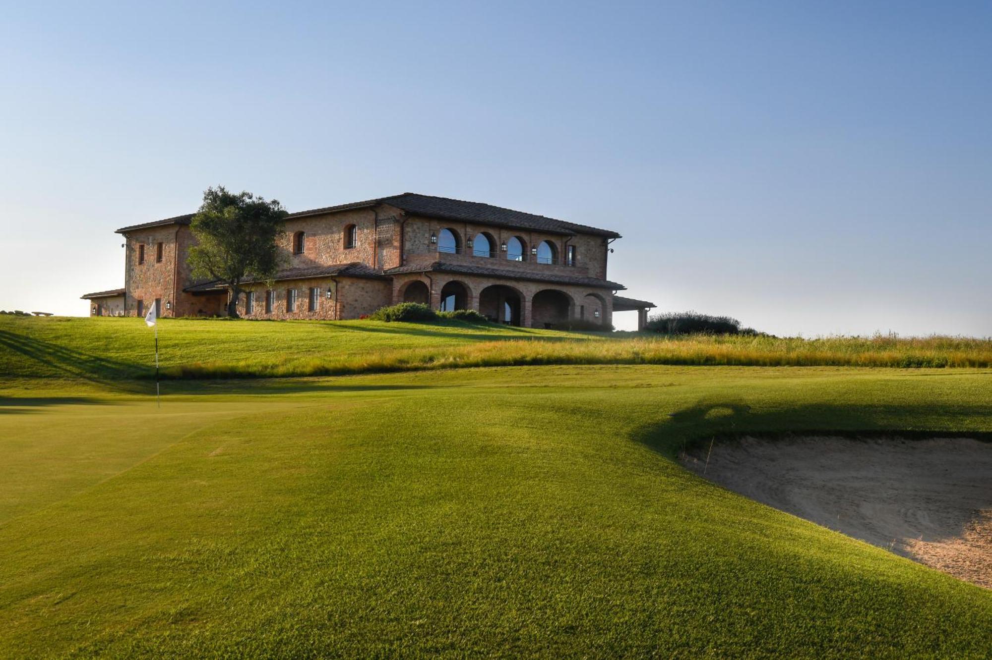La Bagnaia Golf Resort Екстериор снимка