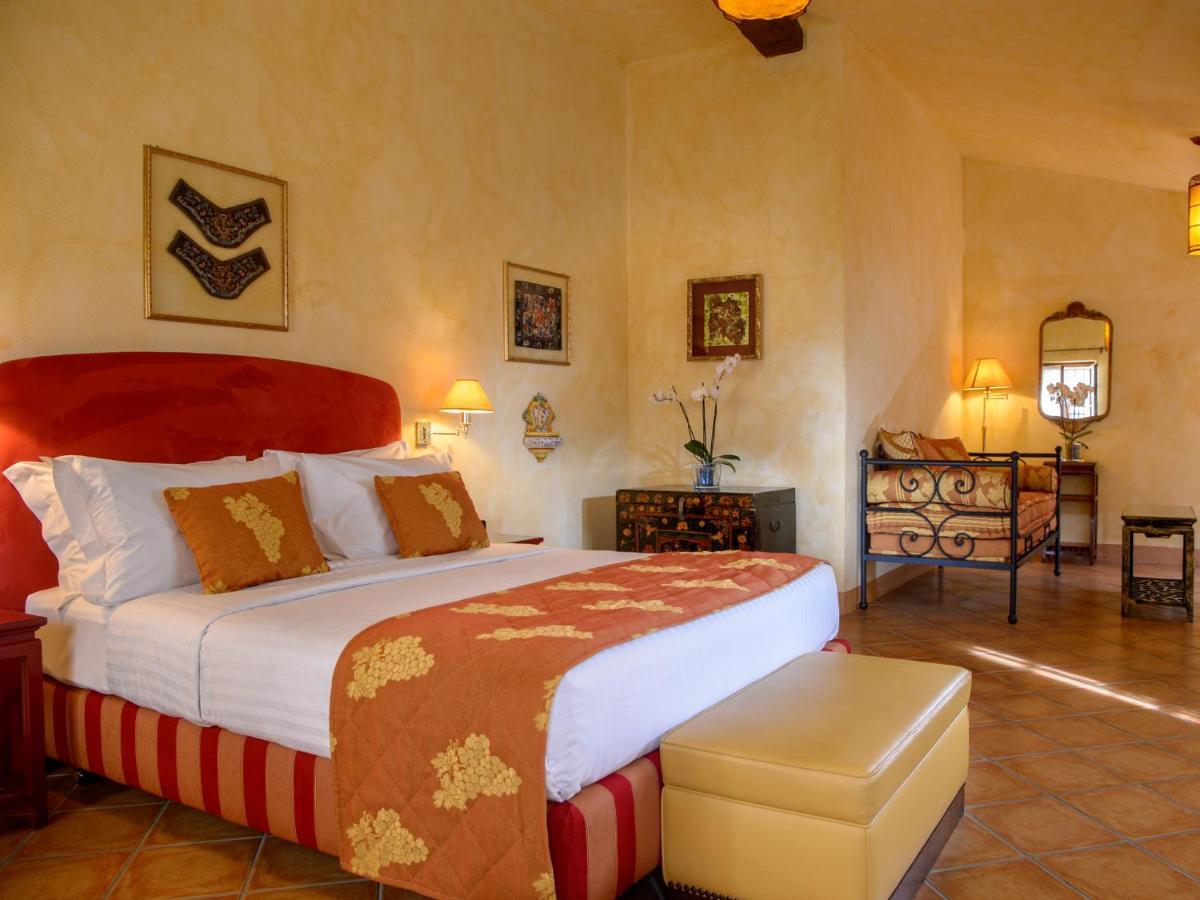 La Bagnaia Golf Resort Екстериор снимка