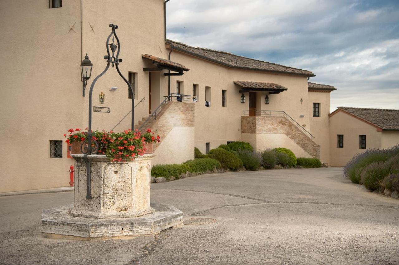 La Bagnaia Golf Resort Екстериор снимка